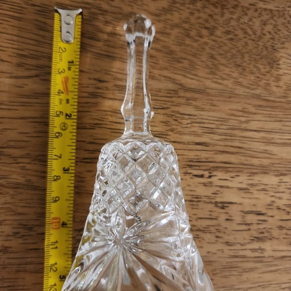 Super cute dinner bell. Bell works. - Picture 3 of 3